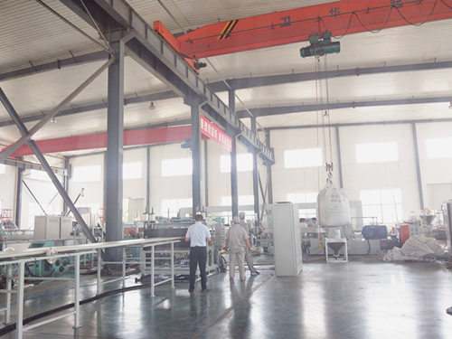 1532308536303131.jpg 挤塑板生产3.jpg