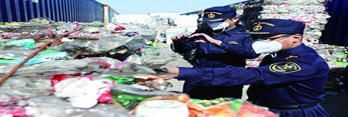 3月9日上午，浙江台州路桥区峰江街道会同区行政执法分局，组织工贸办、环保监察中队工作人员共20多人，对后黄村工业园区开展突击检查，依法取缔7个废旧塑料清洗场点。